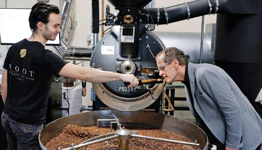 Artikel De Gooi- en Eemlander - ’Koffie is echt een ondergeschoven kindje voor sterrenrestaurants’